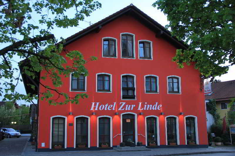 Hotel Zur Linde Hohenlinden Zewnętrze zdjęcie